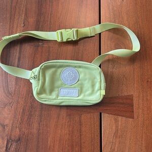 lululemon athletica lime green belt bag